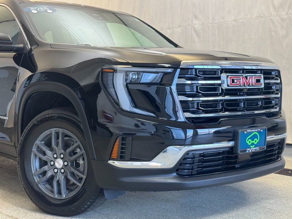 Certified 2025 GMC Acadia Elevation image 2