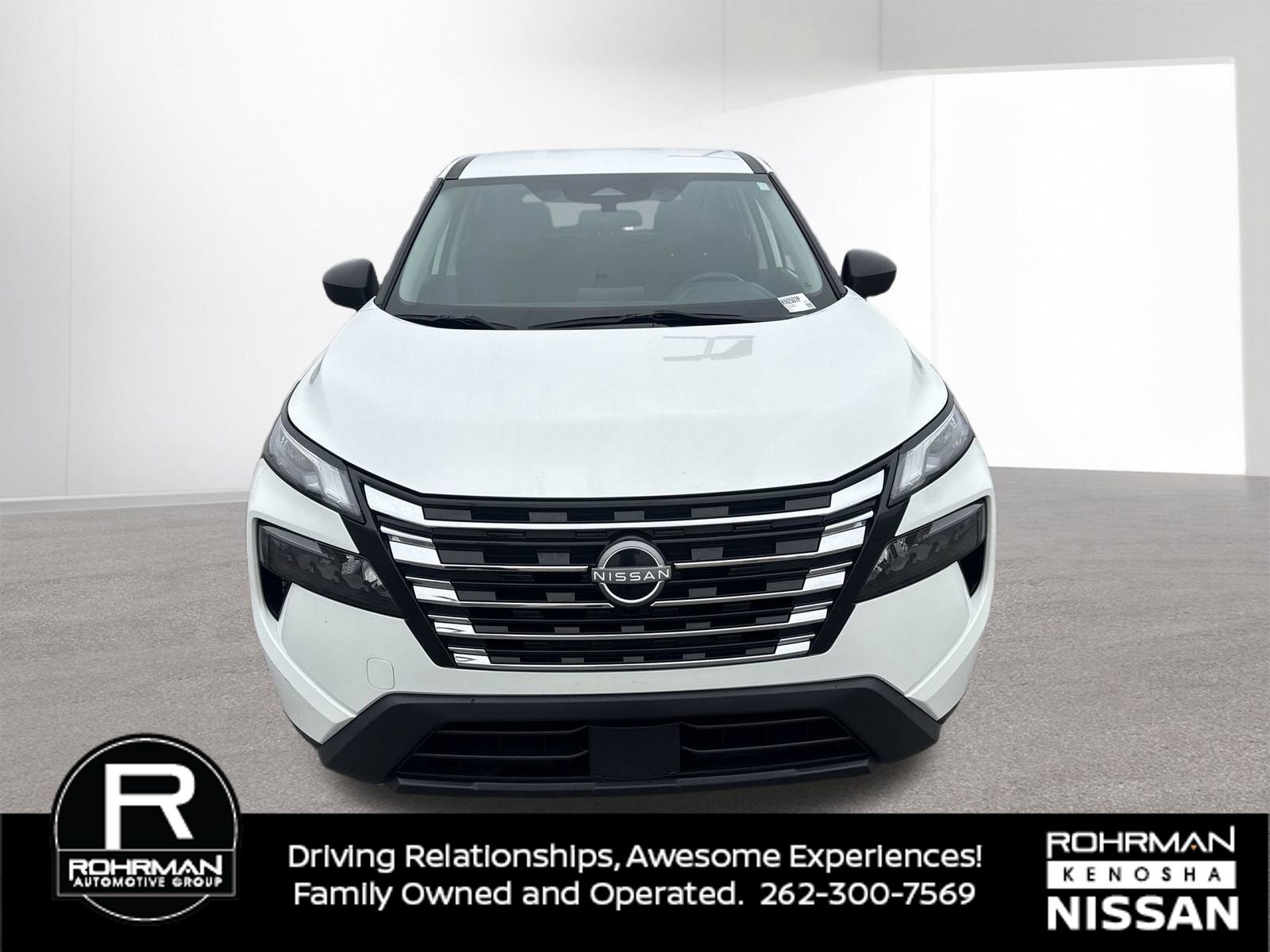 Used 2024 Nissan Rogue S image 8