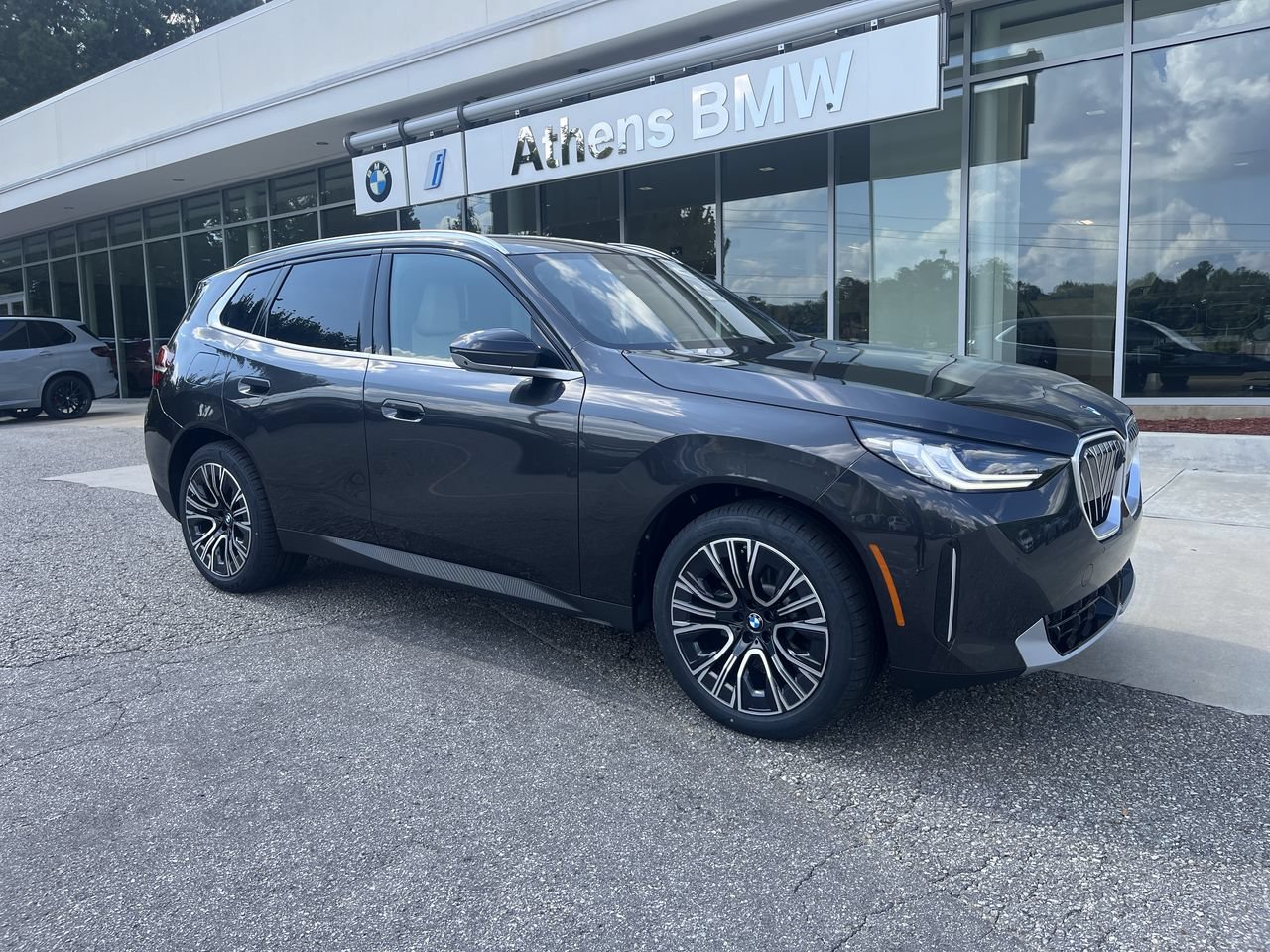 Certified 2026 BMW X3 xDrive30i w/ Premium Package AWD/4WD image 2
