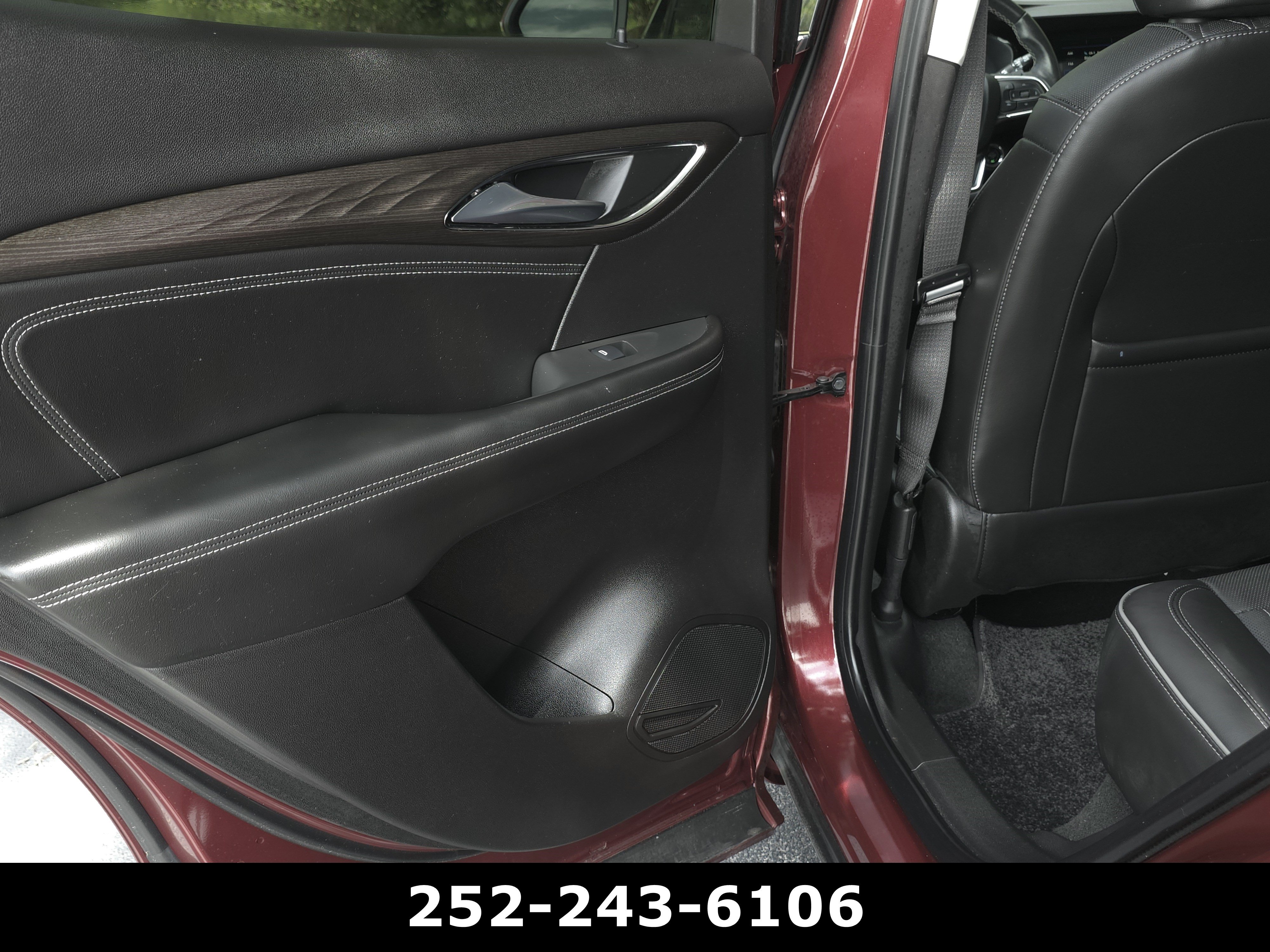 Used 2023 Buick Envision Avenir FWD image 33