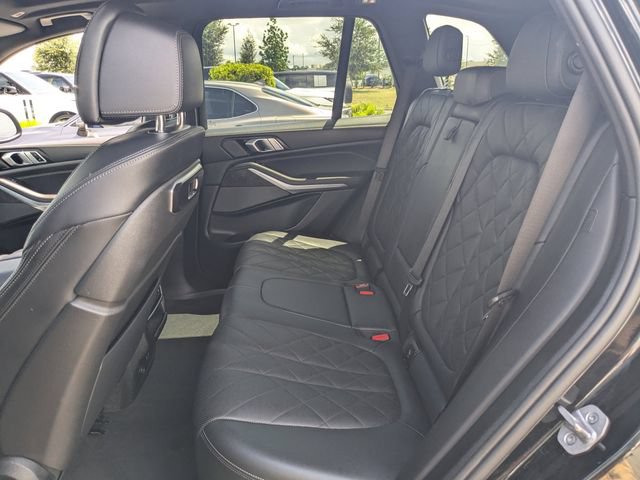 Used 2025 BMW X5 xDrive40i AWD/4WD image 13