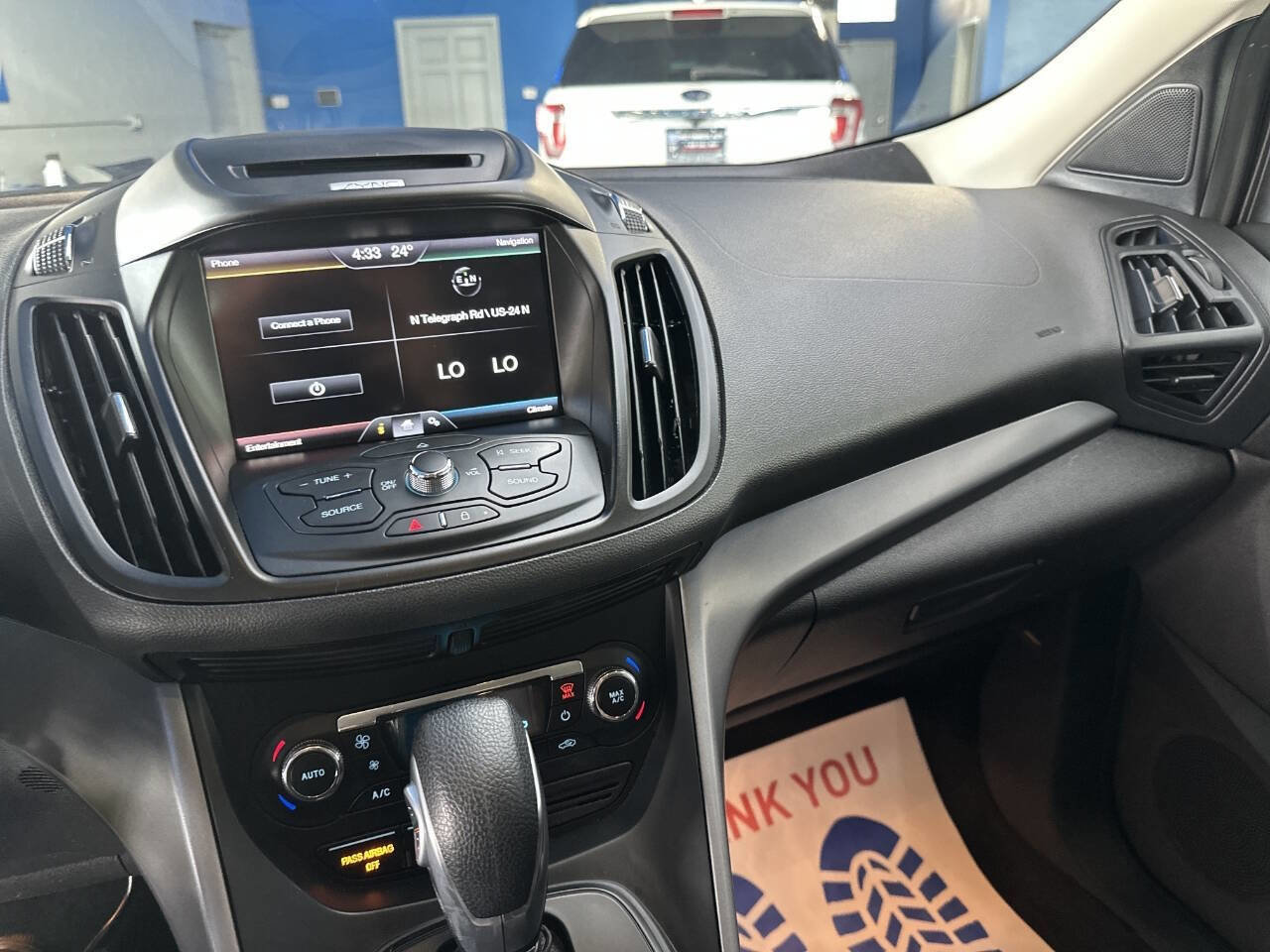 Used 2015 Ford Escape SE w/ SE Chrome Package image 28