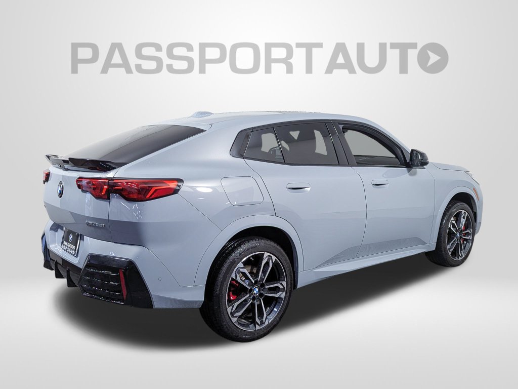 Certified 2025 BMW X2 xDrive28i w/ M Sport Package AWD/4WD image 7