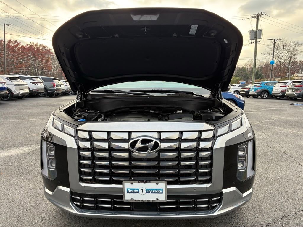 Used 2023 Hyundai Palisade Calligraphy w/ Cargo Package image 9