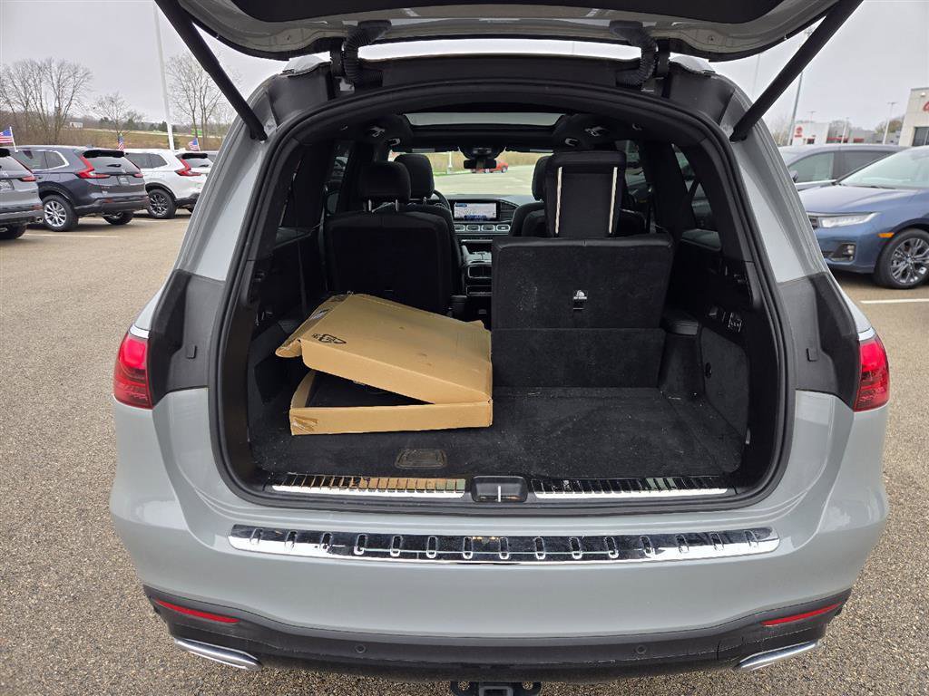 Used 2024 Mercedes-Benz GLS 450 4MATIC image 14