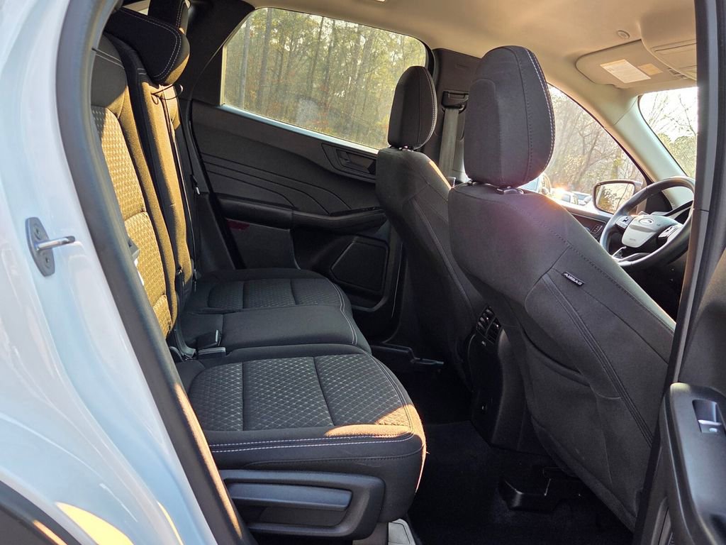 Used 2024 Ford Escape Active image 14