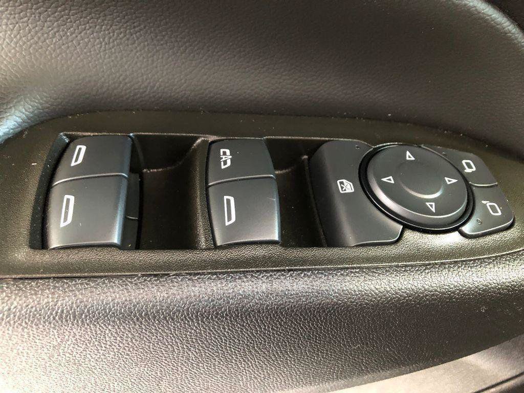Used 2024 Chevrolet Equinox LT w/ LPO, Floor Liner Package FWD image 37