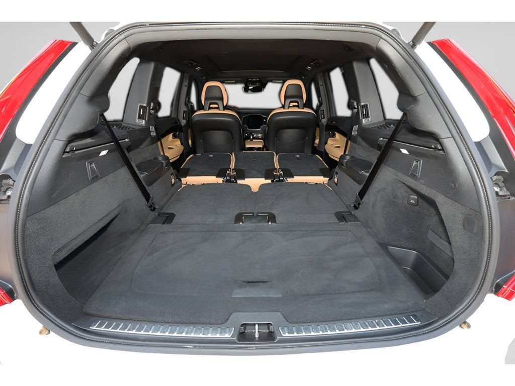 Used 2018 Volvo XC90 T6 Momentum w/ Convenience Package AWD/4WD image 20