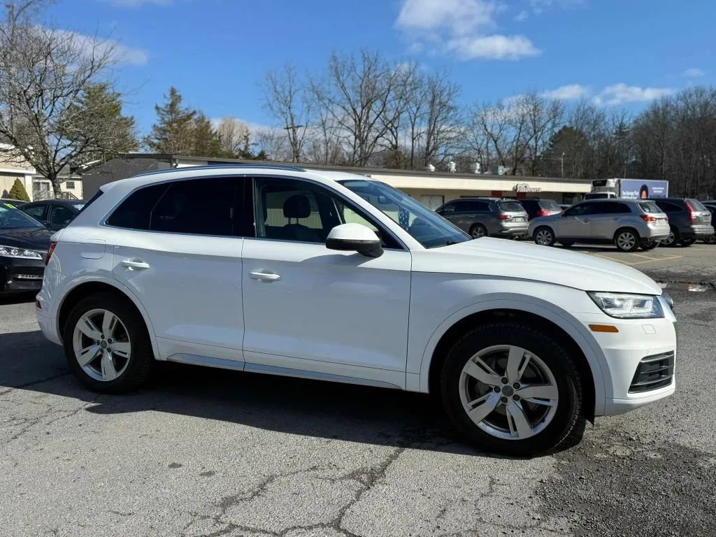 Used 2018 Audi Q5 2.0T Premium Plus w/ Premium Plus Package image 4