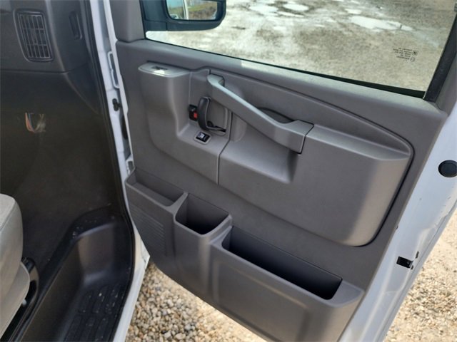 Used 2020 Chevrolet Express 3500 LT w/ LT Preferred Equipment Group image 12