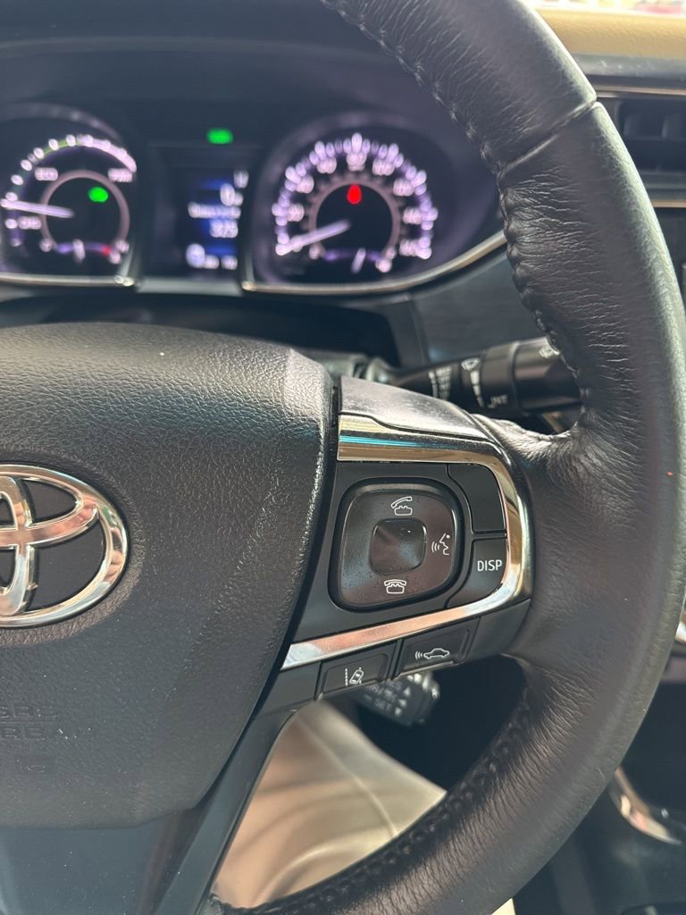 Used 2018 Toyota Avalon XLE Plus w/ Protection Package FWD image 17