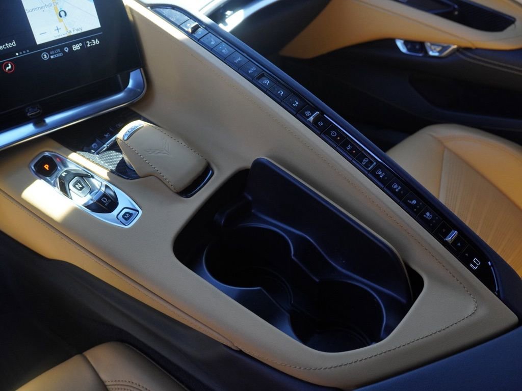 Used 2021 Chevrolet Corvette Stingray Preferred Cpe w/ Z51 Performance Package image 19