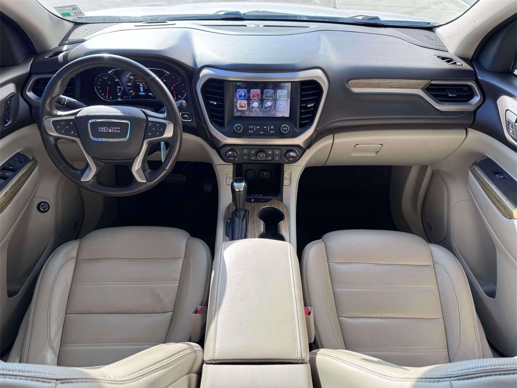 Used 2019 GMC Acadia Denali image 11