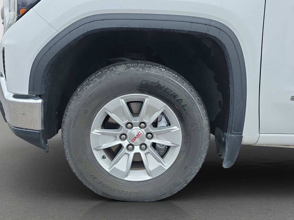 Used 2022 GMC Sierra 1500 SLE image 4