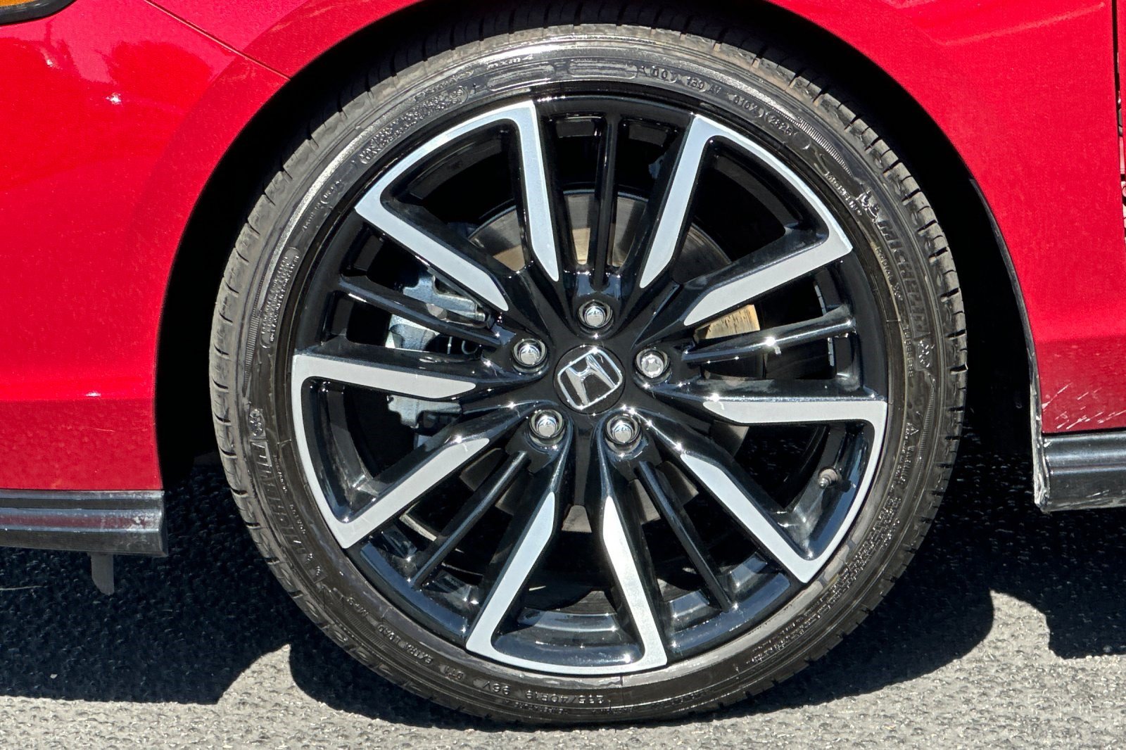 Used 2025 Honda Accord Touring image 13
