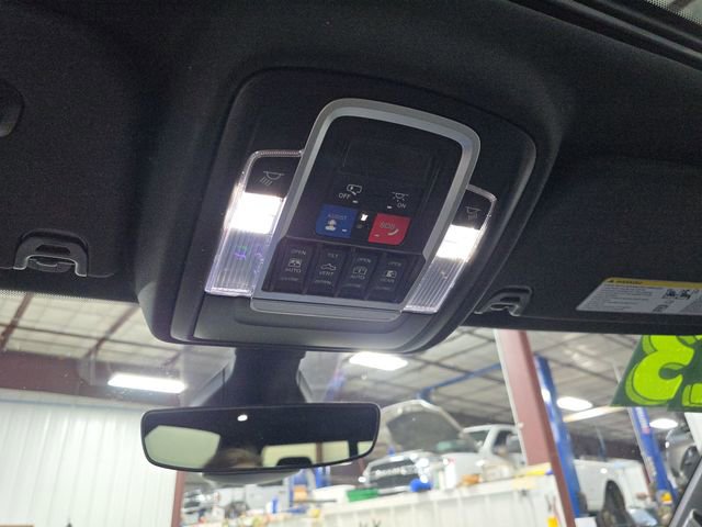 Used 2023 RAM 1500 Big Horn image 26