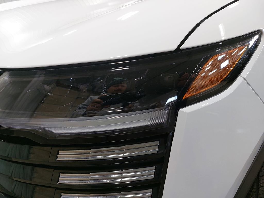 New 2026 Nissan Kicks S image 30