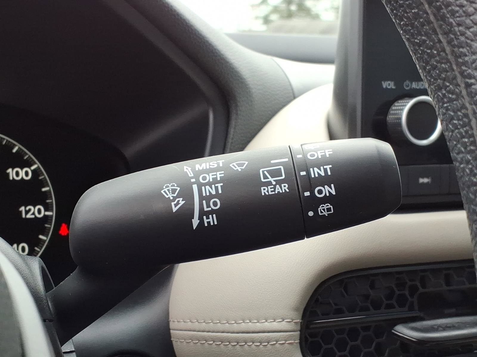 Certified 2023 Honda HR-V LX image 27