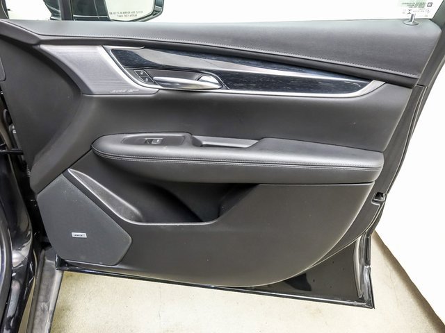 Used 2020 Cadillac XT5 Premium Luxury image 31