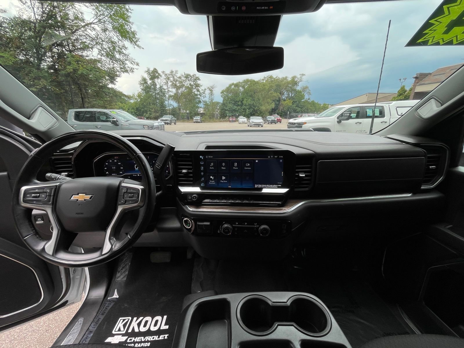 Used 2024 Chevrolet Silverado 2500 LT image 15