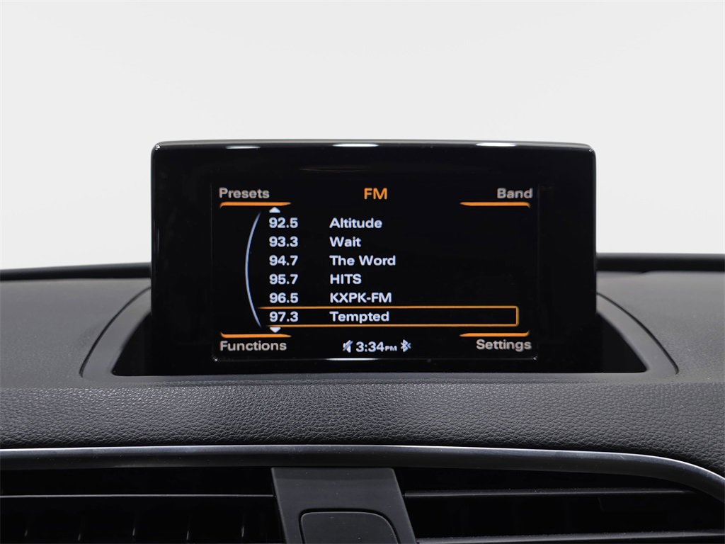 Used 2018 Audi Q3 2.0T Premium Plus w/ Premium Plus Package image 22