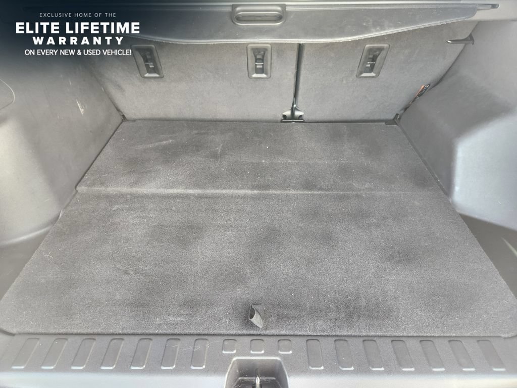 Used 2023 Chevrolet Equinox LT w/ Driver Convenience Package FWD image 31