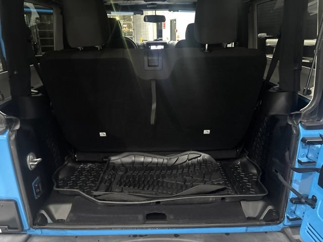 Used 2018 Jeep Wrangler Sport AWD/4WD image 25