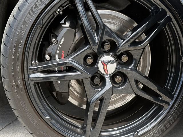 Used 2020 Chevrolet Corvette Stingray Preferred Cpe w/ 2LT Preferred Equipment Group image 11