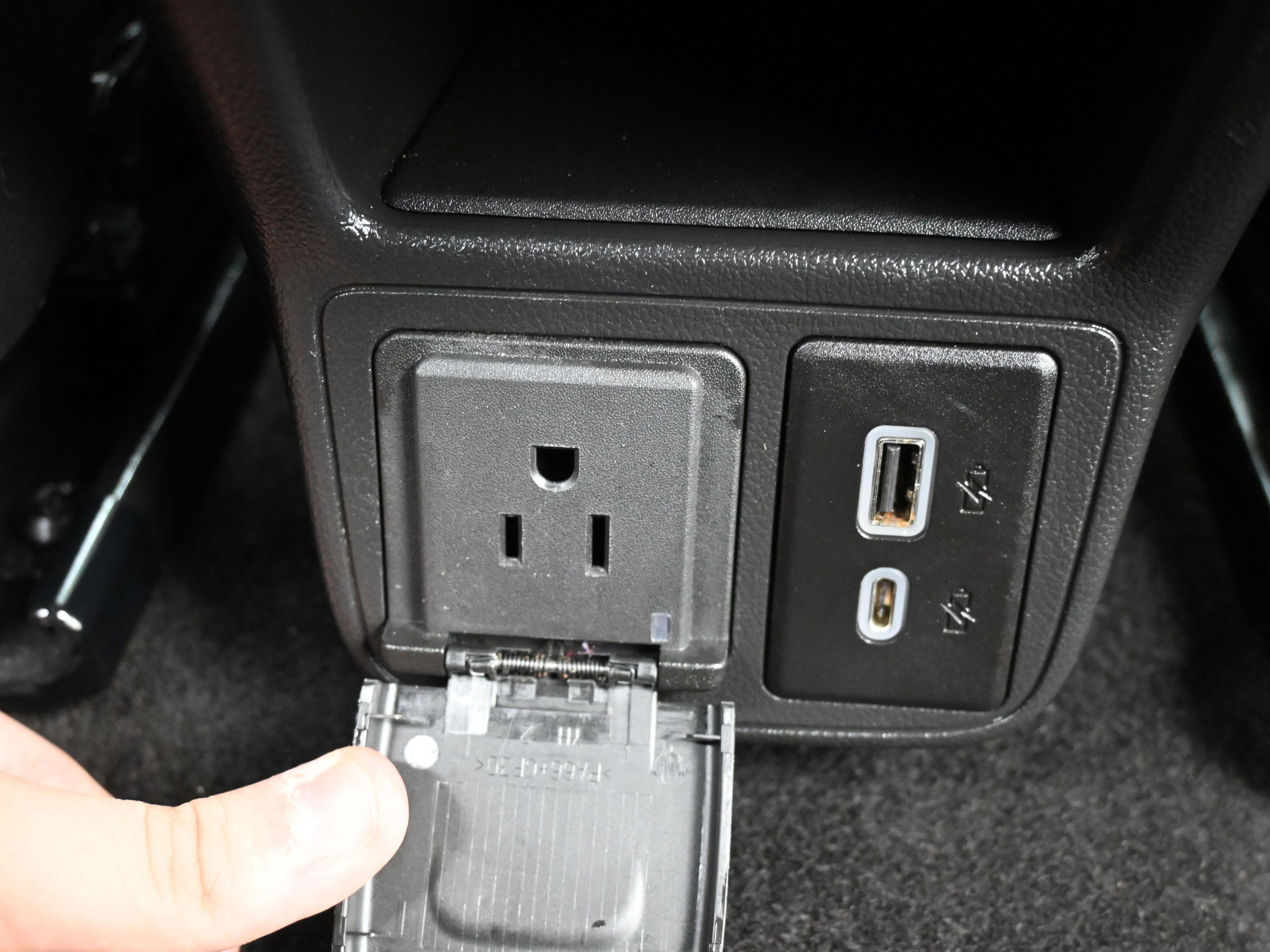 Used 2022 Chevrolet TrailBlazer ACTIV w/ Convenience Package image 30