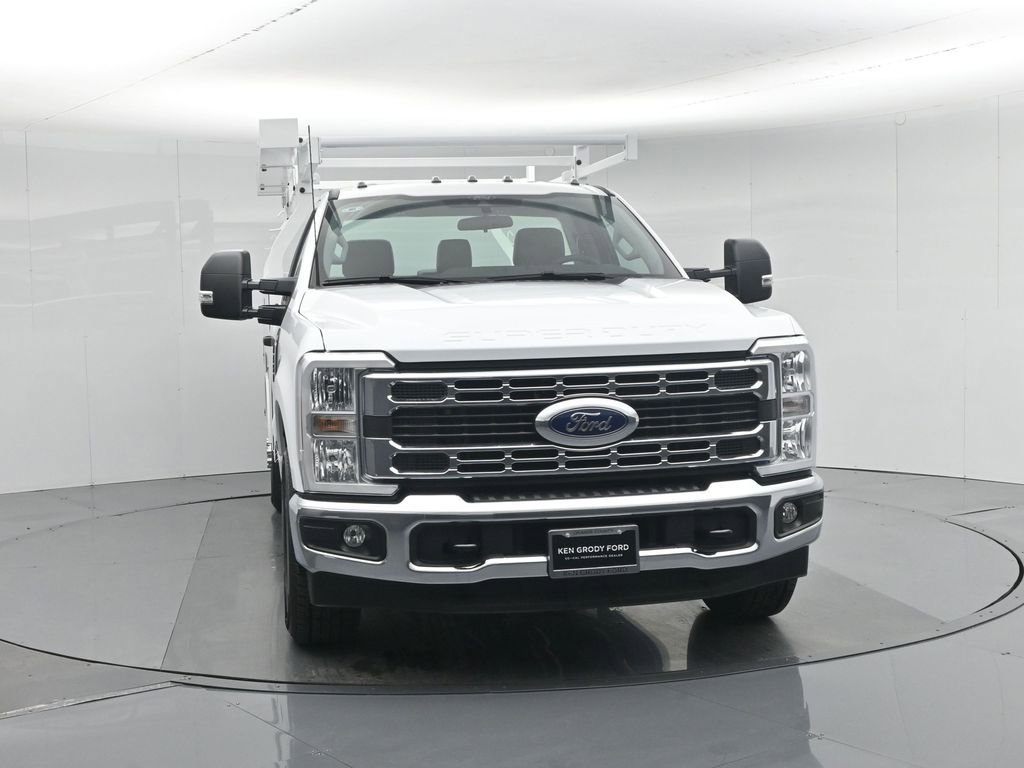 New 2026 Ford F350 XL w/ XL Chrome Package RWD image 33