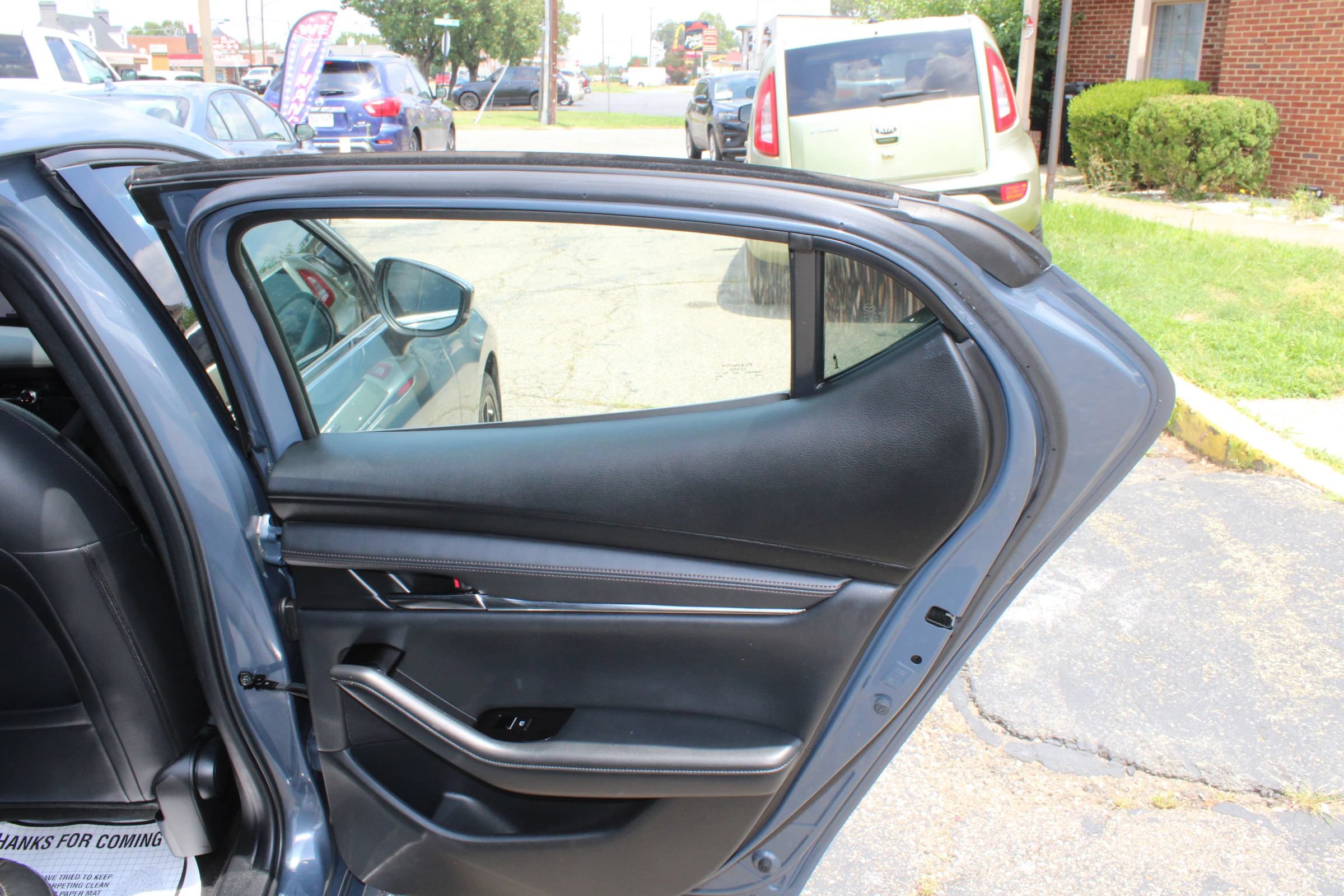 Used 2021 MAZDA MAZDA3 s AWD/4WD image 22