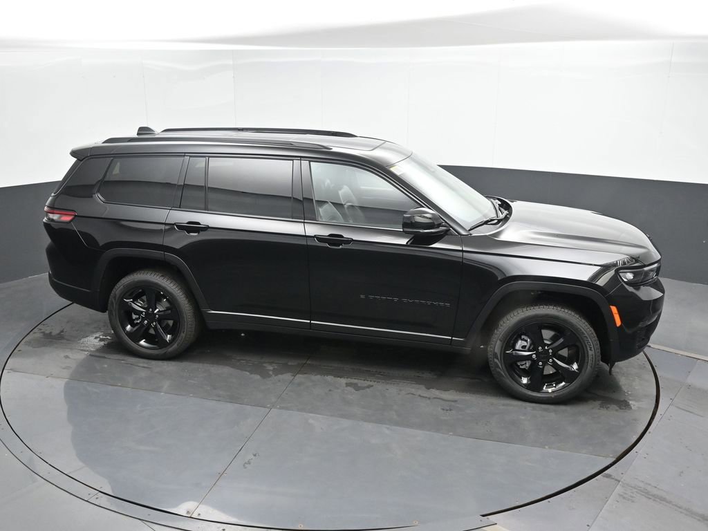 New 2025 Jeep Grand Cherokee L Limited image 34