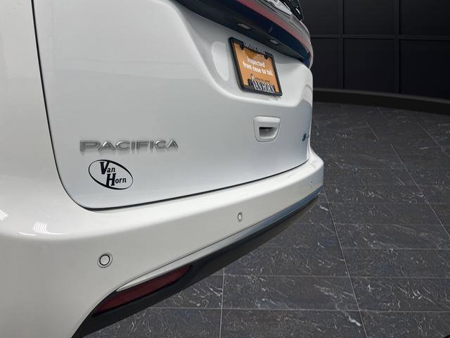 Certified 2024 Chrysler Pacifica Pinnacle image 39