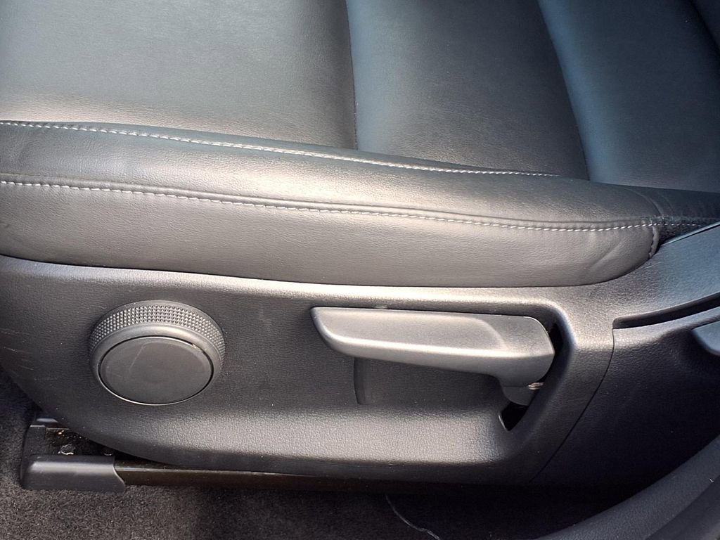 Used 2025 MAZDA CX-30 AWD 2.5 S w/ Select Sport Pkg image 4