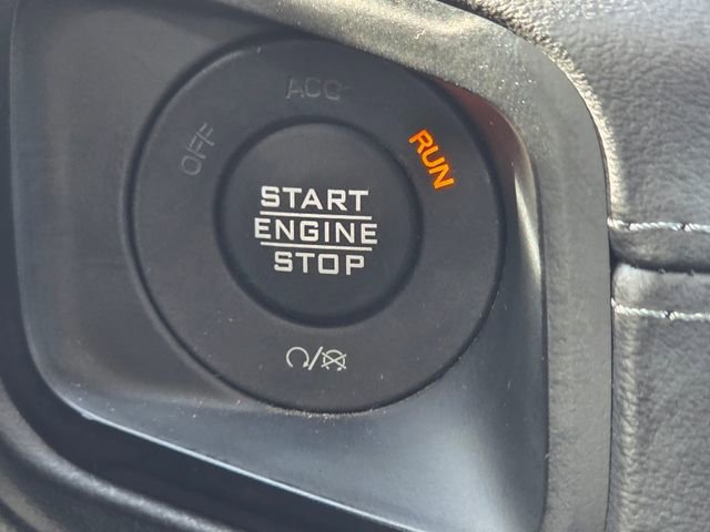 Used 2025 Jeep Wrangler Unlimited Rubicon image 16