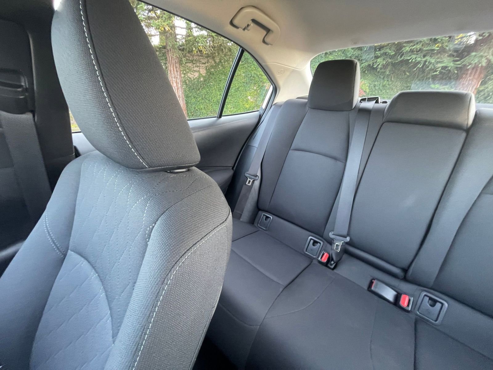 Used 2025 Toyota Corolla LE image 39