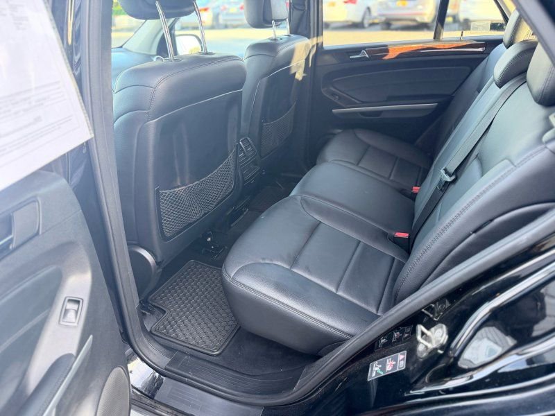 Used 2010 Mercedes-Benz ML 350 4MATIC image 11