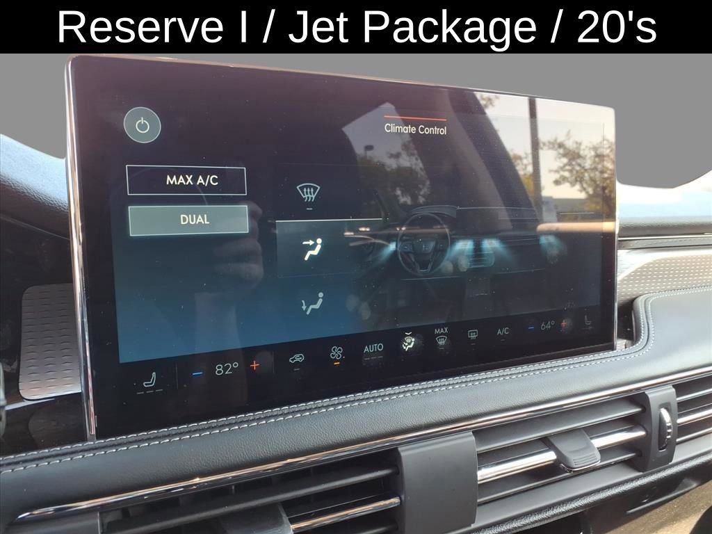 Used 2024 Lincoln Corsair Reserve w/ Jet Appearance Package image 26