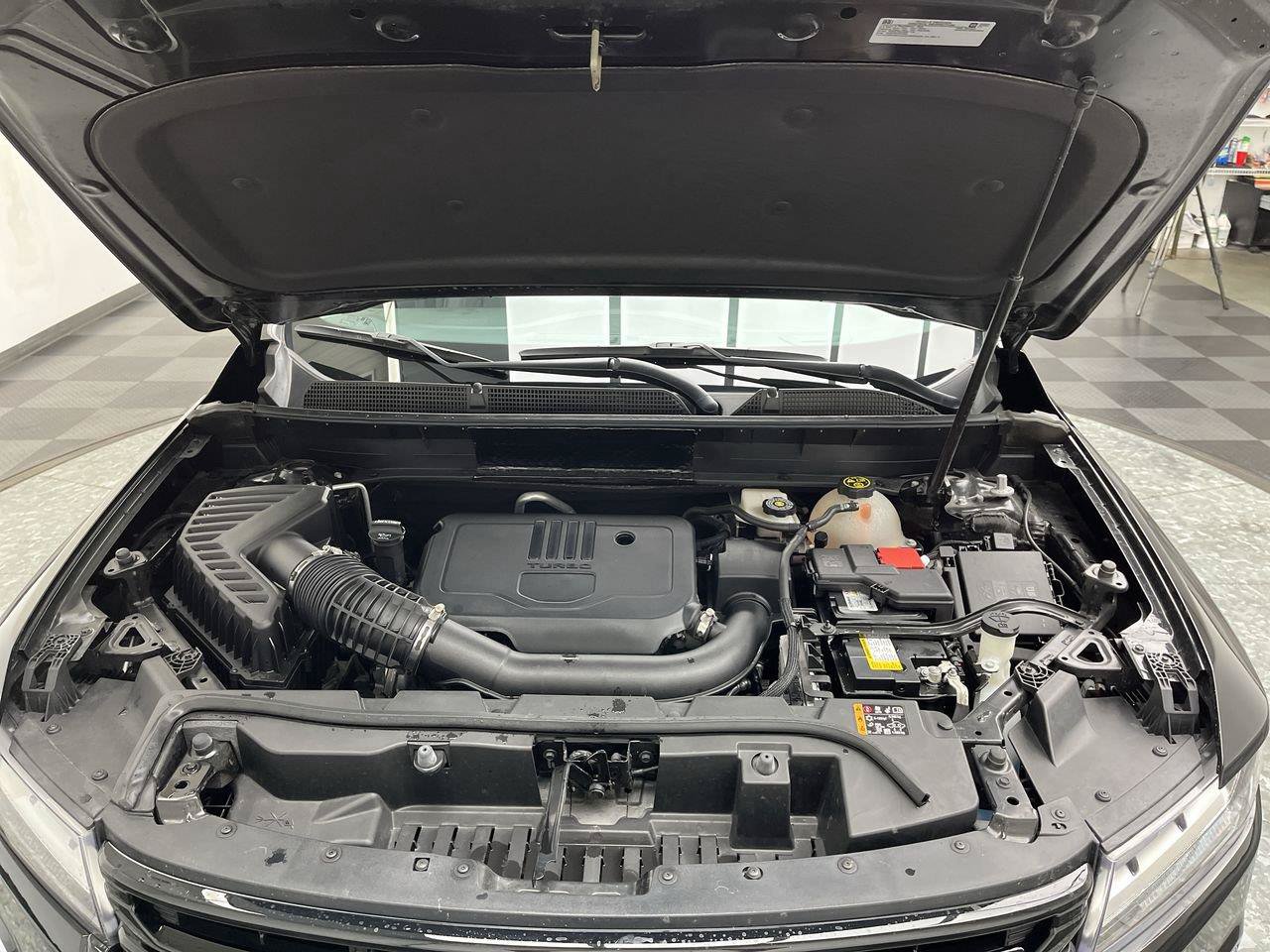 Certified 2023 GMC Acadia SLT AWD/4WD video 2