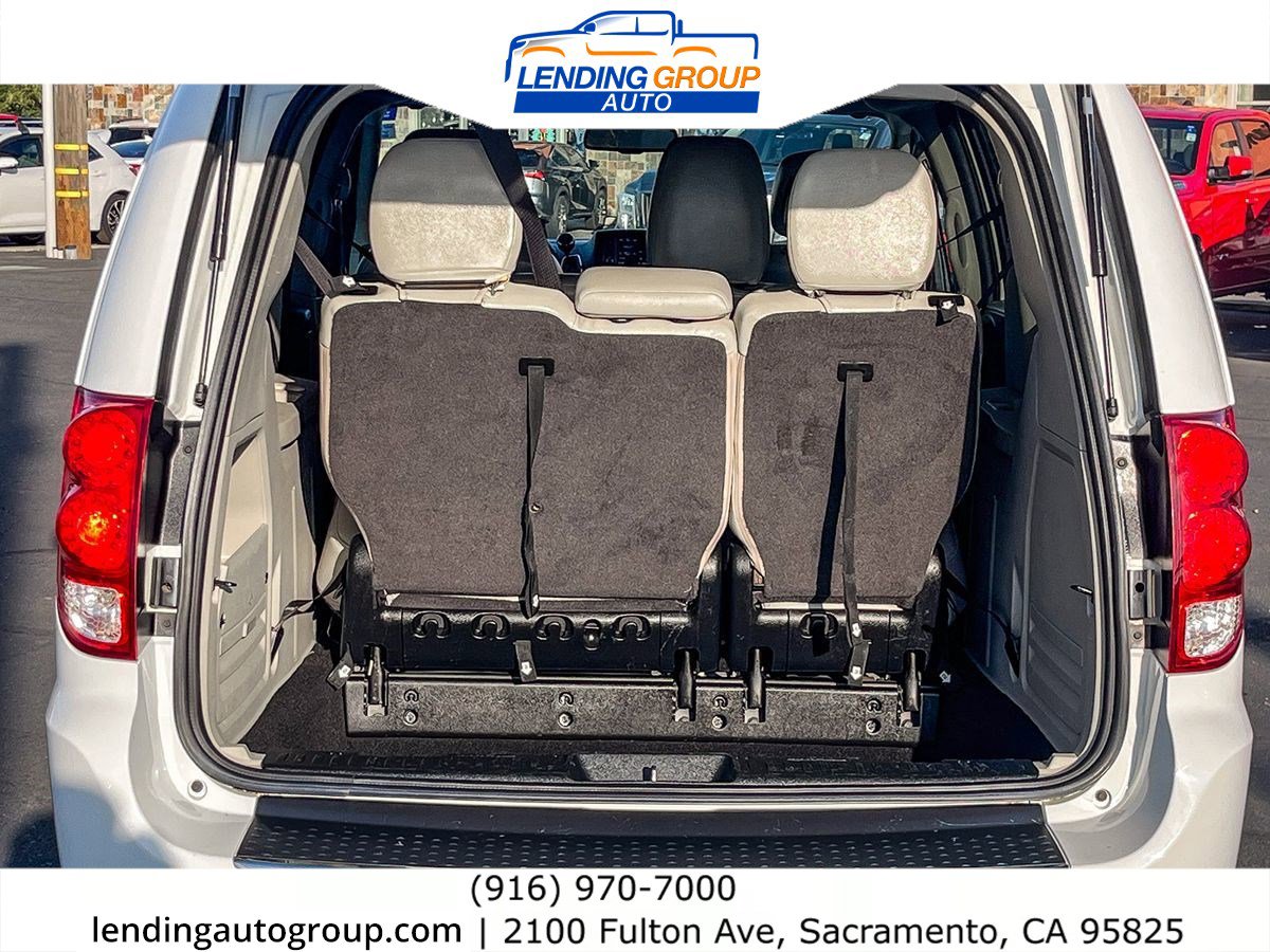 Used 2017 Dodge Grand Caravan SE w/ Power Window Group image 24