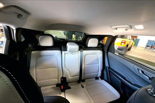 Used 2023 Ford Escape Active image 29