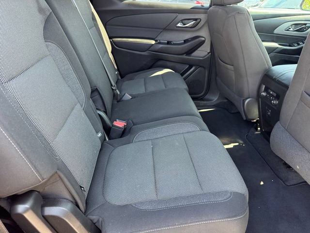 Certified 2023 Chevrolet Traverse LT FWD image 7