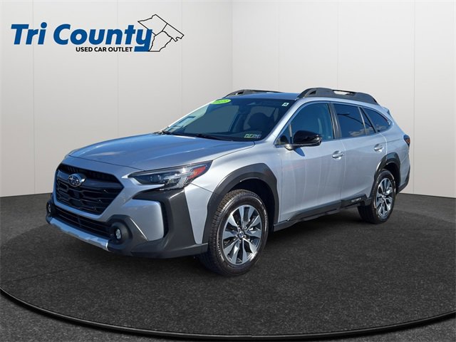 Used 2023 Subaru Outback Limited image 3
