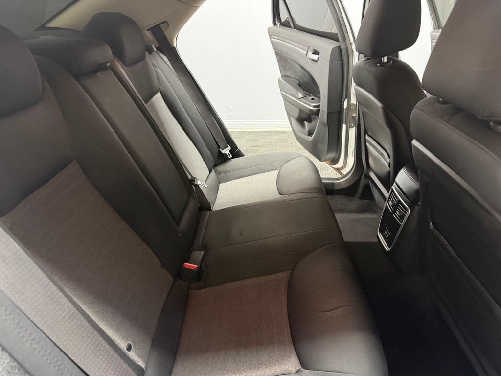 Used 2019 Chrysler 300 Touring w/ Sport Appearance Package RWD image 44
