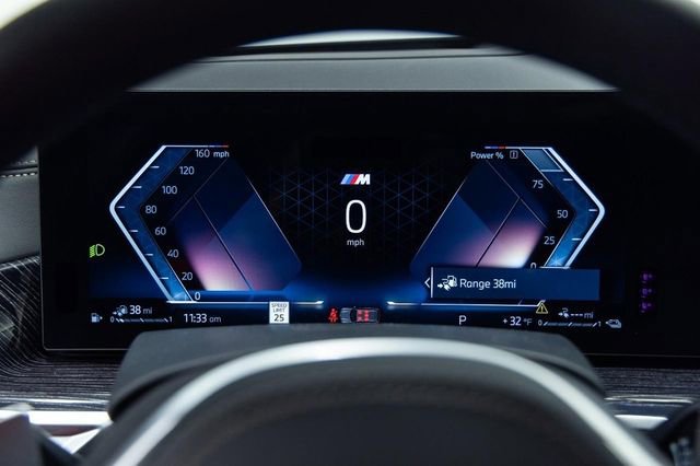 New 2026 BMW X5 xDrive50e w/ M Sport Package image 2