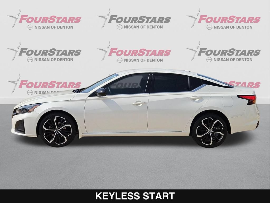 Used 2023 Nissan Altima 2.5 SR AWD/4WD image 8