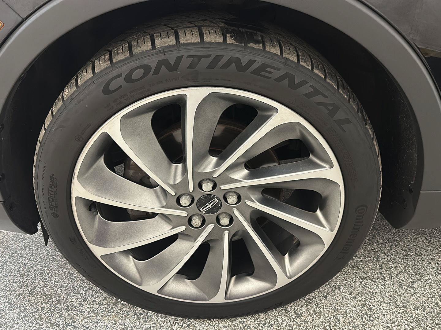 Used 2020 Lincoln Nautilus Reserve w/ Equipment Group 202A AWD/4WD image 12