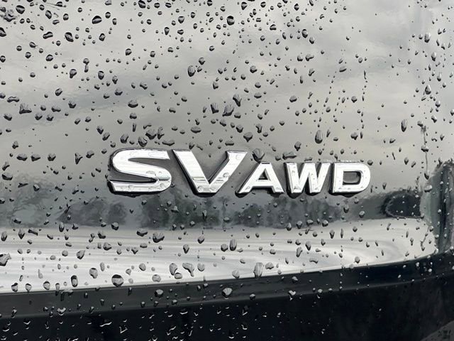 Used 2023 Nissan Rogue SV AWD/4WD image 14