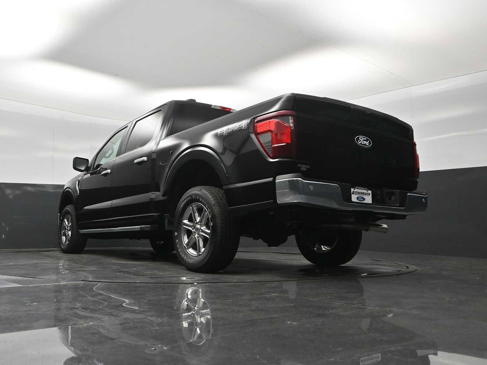 Certified 2025 Ford F150 XLT w/ Equipment Group 301A Standard AWD/4WD image 43
