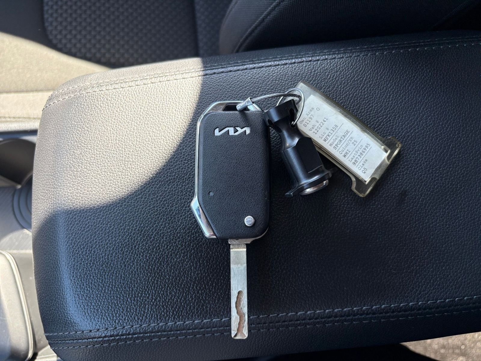 Used 2025 Kia Sportage LX image 21